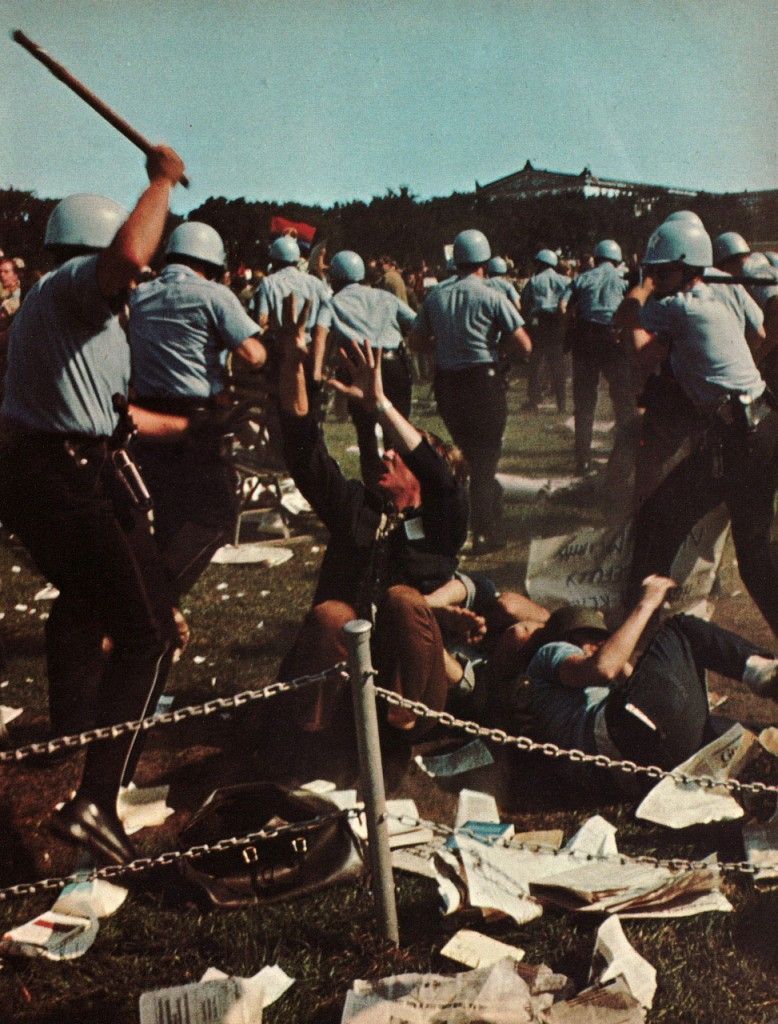Carga policial en la convención del Partido Demócrata, Chicago (1968).
